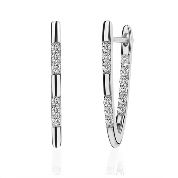 New V-shape White Gold Plated Diamond Hoop Earring - Picture 3 of 5